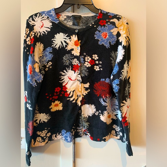 Ann Taylor Factory Floral Cardigan and Camisole TwinSet - Picture 2 of 5